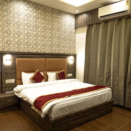 Hotel The Florence Чамба Екстер'єр фото