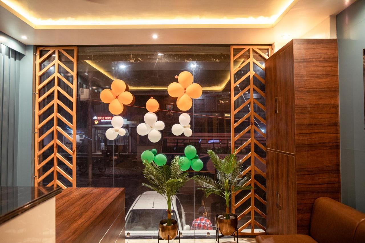 Hotel The Florence Чамба Екстер'єр фото